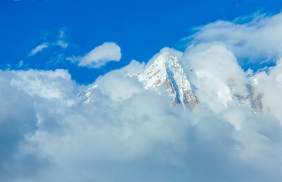 南迦巴瓦峰